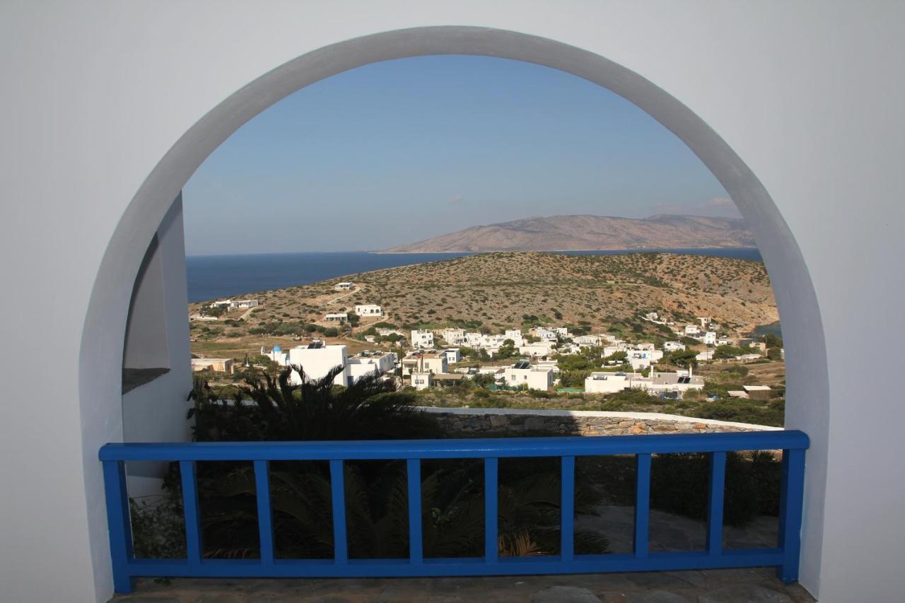 Aiolos Iraklia Exterior photo